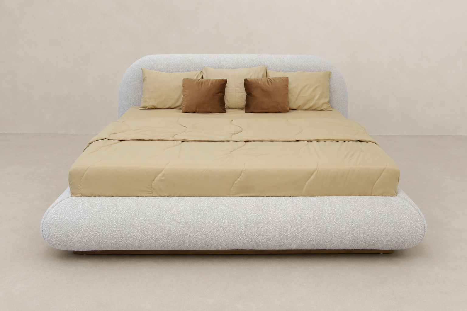 Curva Bed Super King, Bouclé Sand