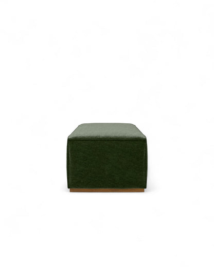 linus-wide-ottoman