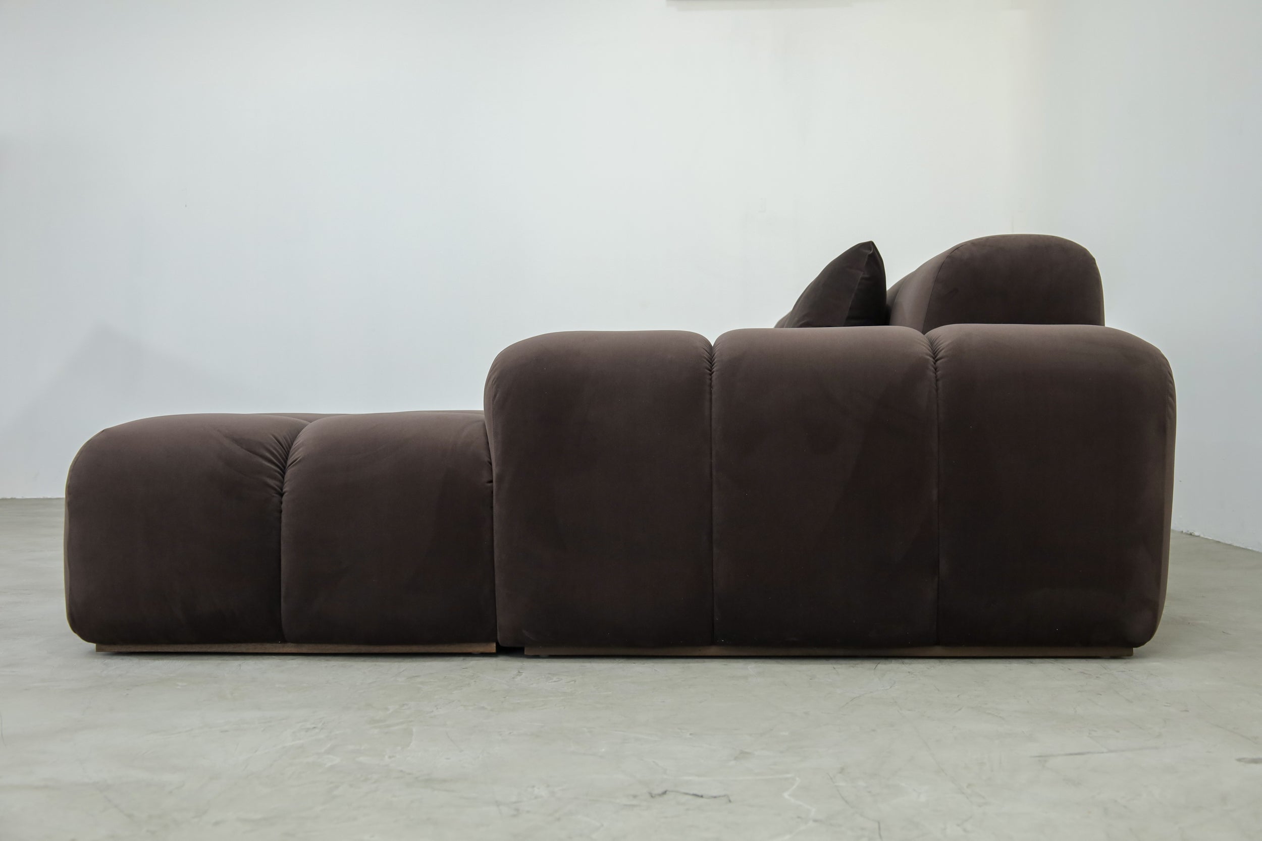 Bari Chaise Sectional, Dove Dark Brown [temp]