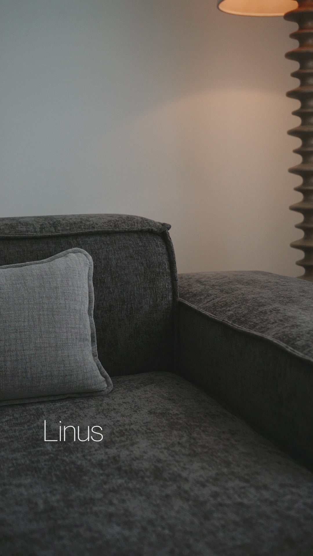 Linus Sectional 390